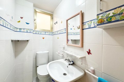 Lägenhet till salu Alicante, Spanien 3 sovrum, 94 kvm. Nr. 117324 - foto 21