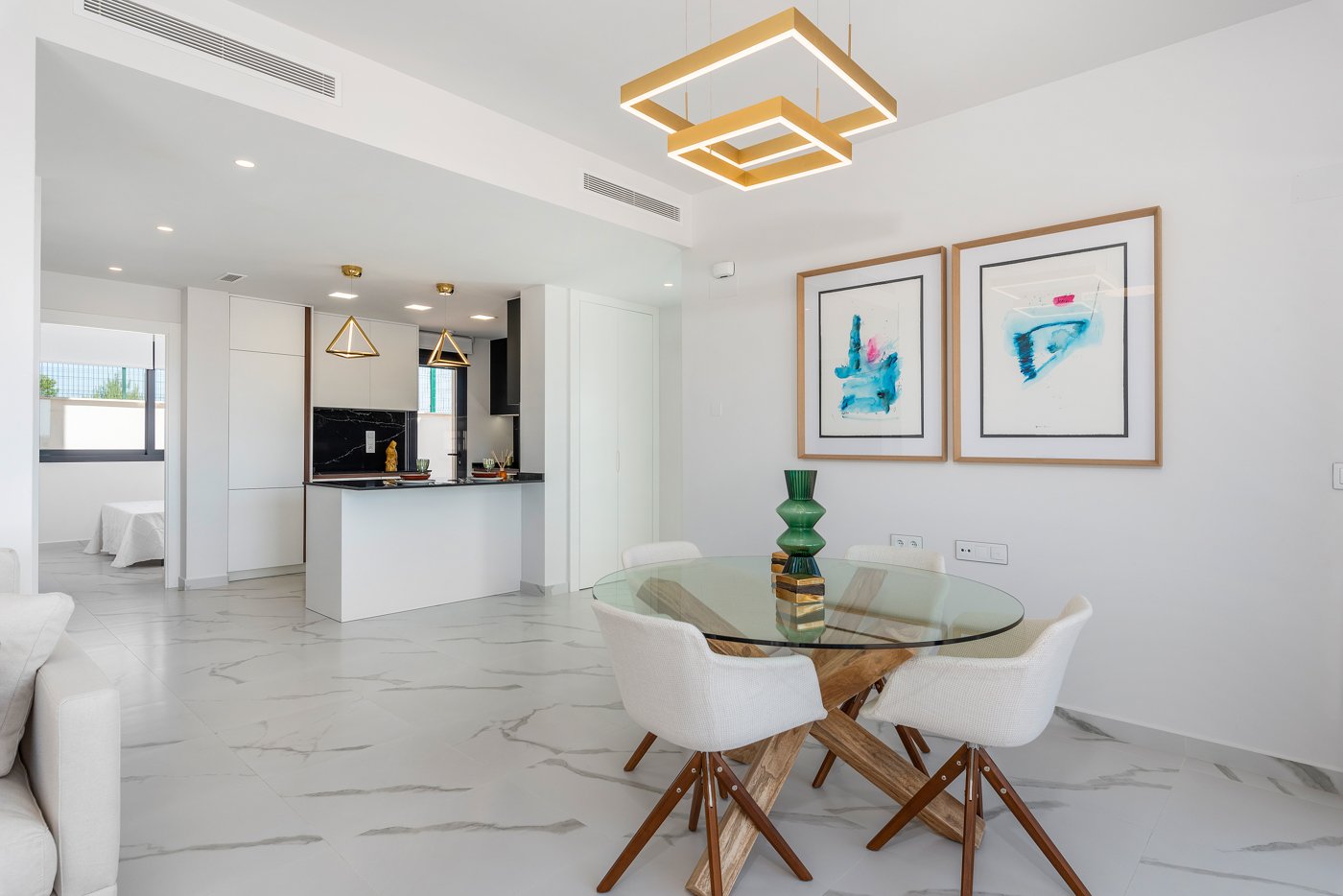 Appartamento a San Miguel de Salinas, Alicante, Spagna 3 camere da letto, 225 mq. N° 110707