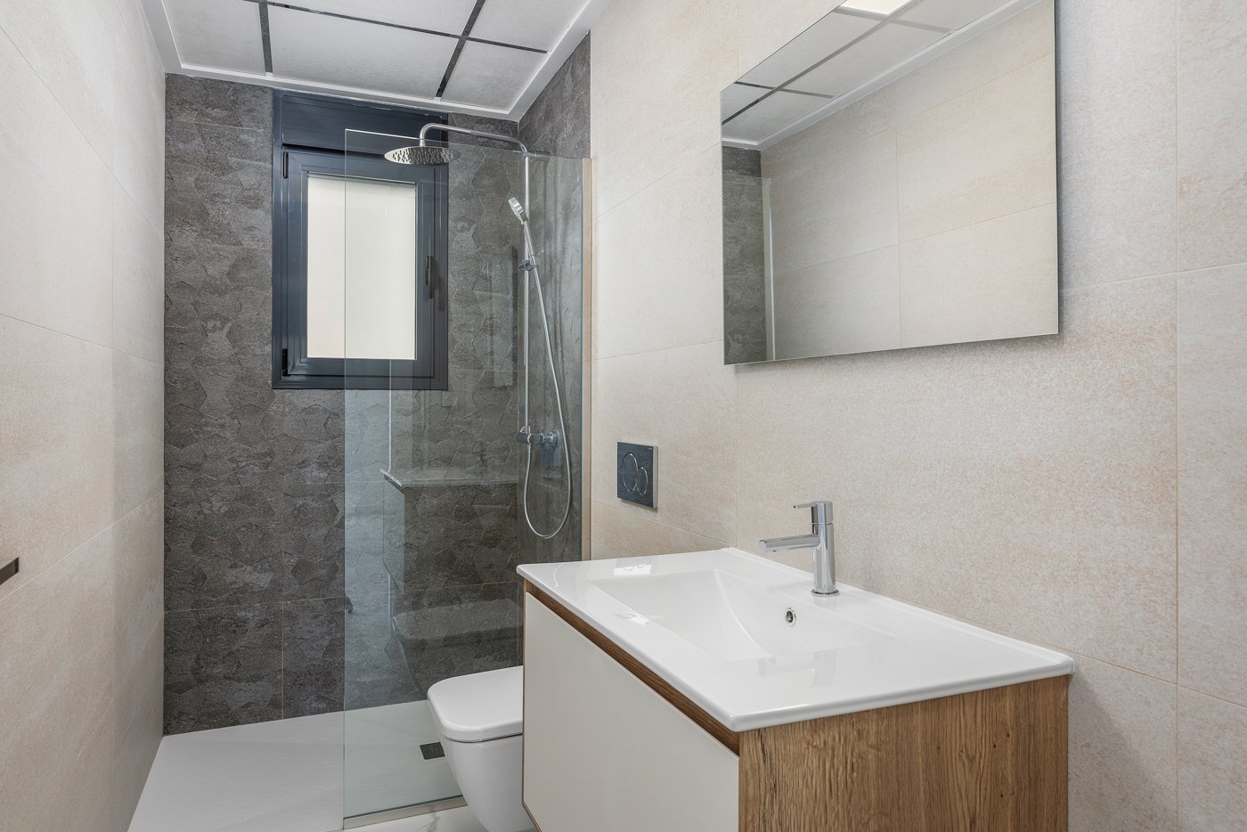Appartamento a San Miguel de Salinas, Alicante, Spagna 3 camere da letto, 225 mq. N° 110707