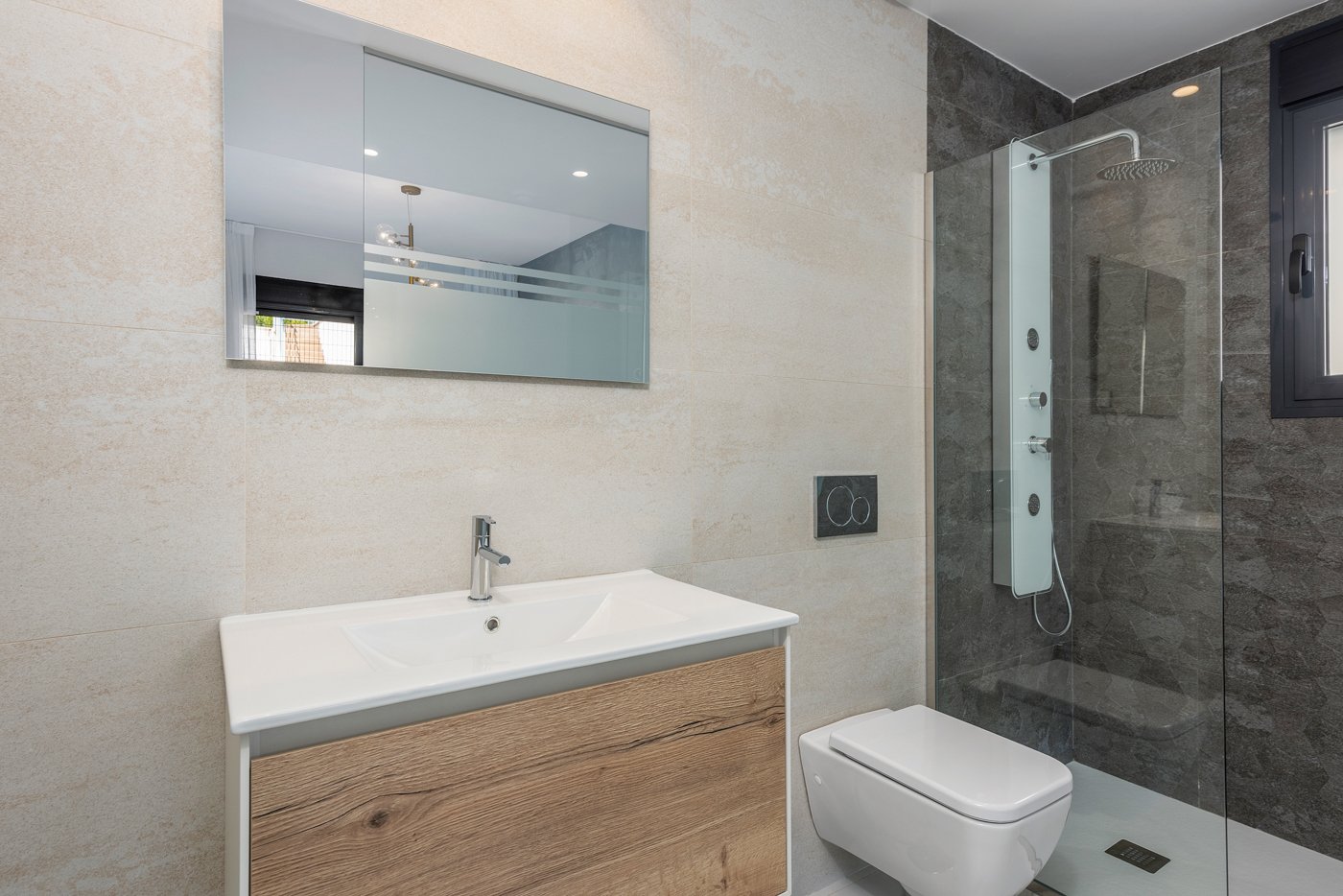 Appartamento a San Miguel de Salinas, Alicante, Spagna 3 camere da letto, 225 mq. N° 110707