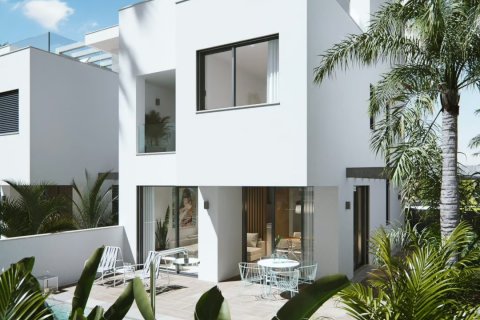Villa zum Verkauf Pilar de la Horadada, Alicante, Spanien 4 Schlafzimmer, 197 m2 Nr. 110704 - Foto 1