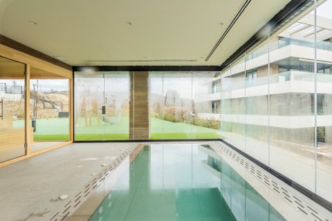 Penthouse for rent Madrid, Spain 4 bedrooms, 200 sq.m. No. 107458 - photo 3