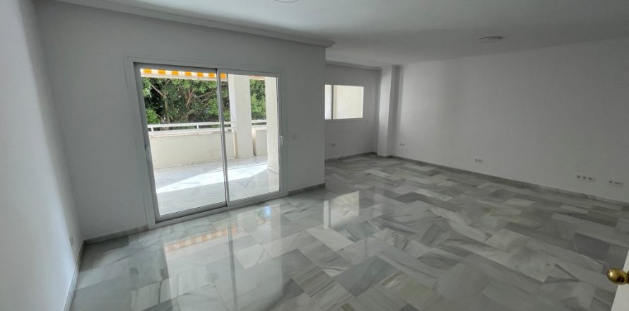 Apartment Malaga, Spain 4 bedrooms, 200 sq.m. No. 107461
