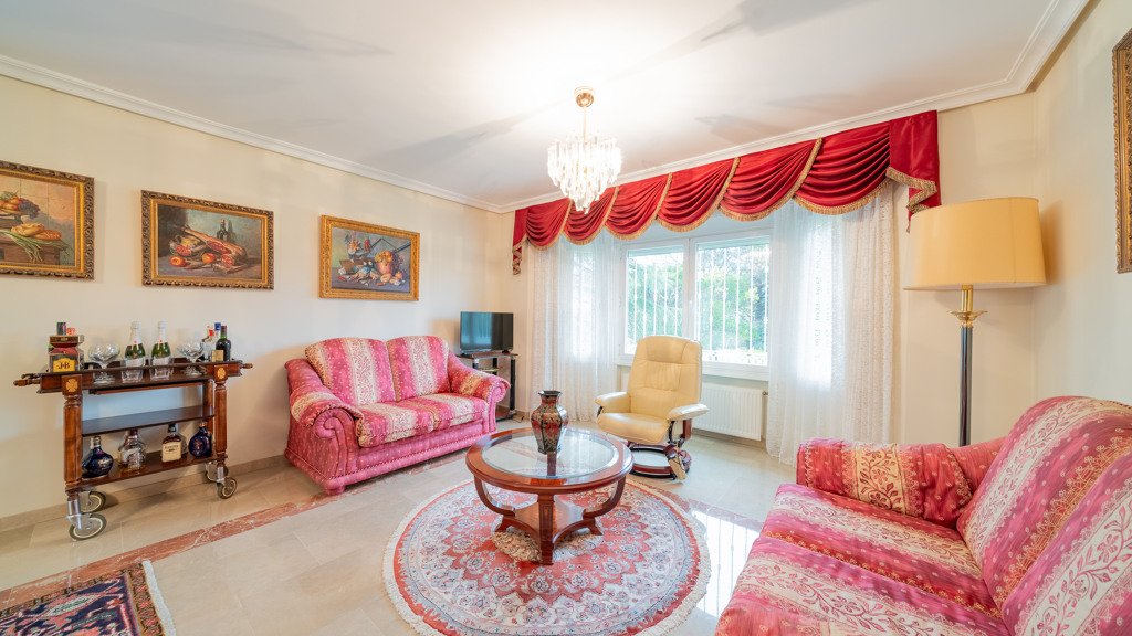 Villa a Prado Norte, Madrid, Spagna 6 camere da letto, 601 mq. N° 107463
