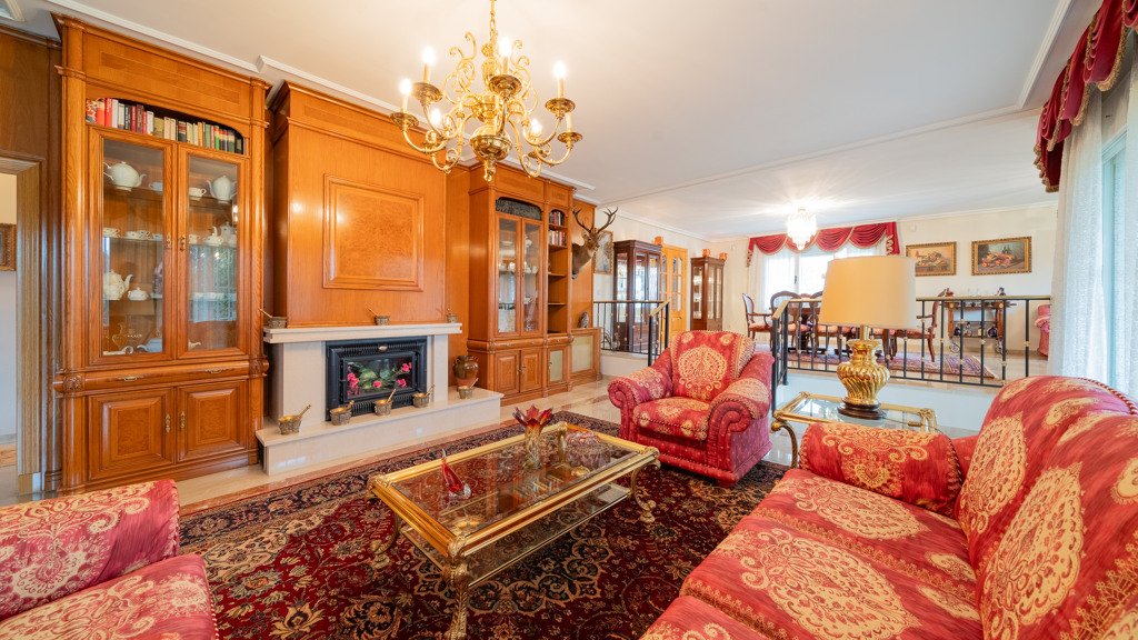 Villa a Prado Norte, Madrid, Spagna 6 camere da letto, 601 mq. N° 107463
