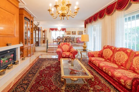 Villa à vendre Prado Norte, Madrid, Espagne, 6 chambres, 601 m2 No. 107463 - photo 8