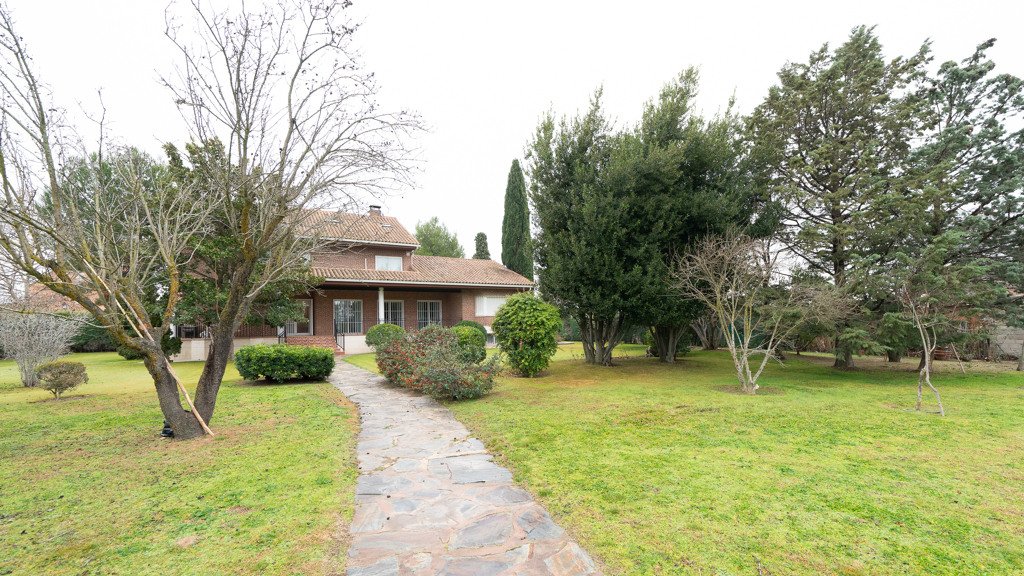 Villa a Prado Norte, Madrid, Spagna 6 camere da letto, 601 mq. N° 107463