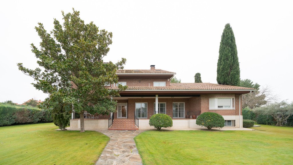 Villa a Prado Norte, Madrid, Spagna 6 camere da letto, 601 mq. N° 107463