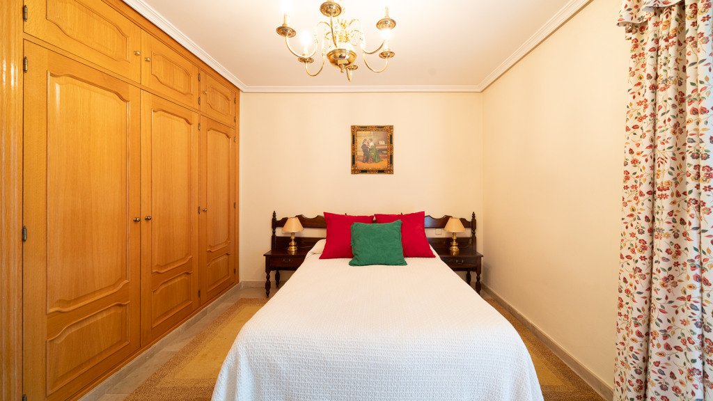 Villa a Prado Norte, Madrid, Spagna 6 camere da letto, 601 mq. N° 107463