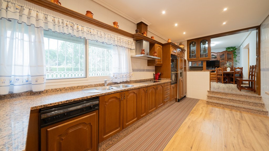 Villa a Prado Norte, Madrid, Spagna 6 camere da letto, 601 mq. N° 107463