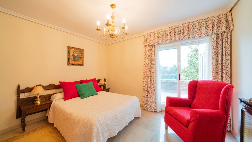 Villa a Prado Norte, Madrid, Spagna 6 camere da letto, 601 mq. N° 107463