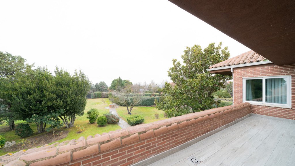 Villa a Prado Norte, Madrid, Spagna 6 camere da letto, 601 mq. N° 107463