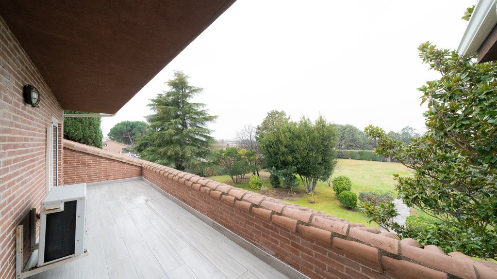 Villa a Prado Norte, Madrid, Spagna 6 camere da letto, 601 mq. N° 107463