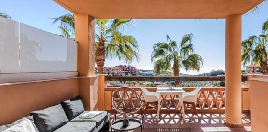 Apartment Marbella, Malaga, Spain 2 bedrooms, 111 sq.m. No. 117870