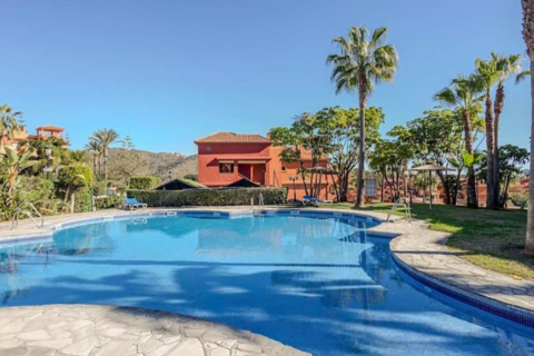 Apartment for sale Marbella, Malaga, Spain 2 bedrooms, 111 sq.m. No. 117870 - photo 2