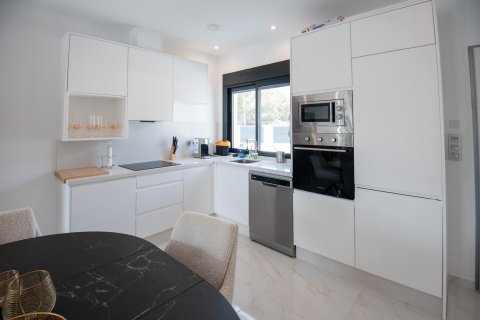 Apartment for sale Pinar De Campoverde, Alicante, Spain 3 bedrooms, 106 sq.m. No. 109398 - photo 12