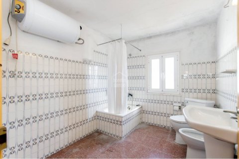 Casa adosada en venta en Mahon, Menorca, España 6 dormitorios, 266 m2 No. 88876 - foto 13