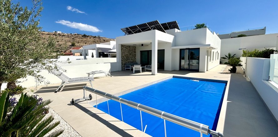 Villa Benijofar, Alicante, Spain 3 bedrooms, 120 sq.m. No. 109988