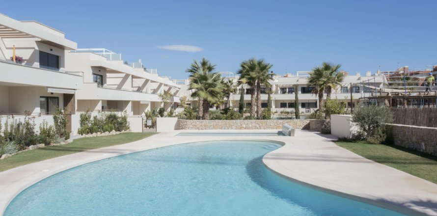 Lägenhet i Torrevieja, Alicante, Spanien 2 sovrum, 98 kvm. Nr. 109990