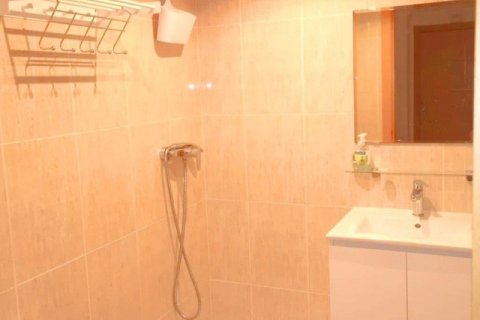 Takvåning till salu Manilva, Malaga, Spanien 2 sovrum, 85 kvm. Nr. 109730 - foto 3