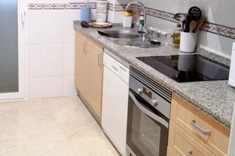 Takvåning till salu Manilva, Malaga, Spanien 2 sovrum, 85 kvm. Nr. 109730 - foto 7