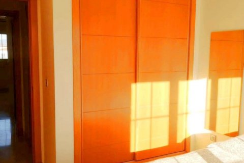 Takvåning till salu Manilva, Malaga, Spanien 2 sovrum, 85 kvm. Nr. 109730 - foto 6