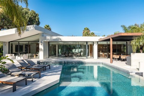 Villa for sale Marbella, Malaga, Spain 5 bedrooms, 717 sq.m. No. 109737 - photo 1