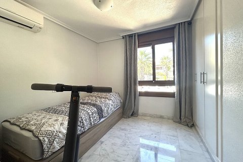 Villa zum Verkauf San Miguel de Salinas, Alicante, Spanien 4 Schlafzimmer, 160 m2 Nr. 111283 - Foto 16