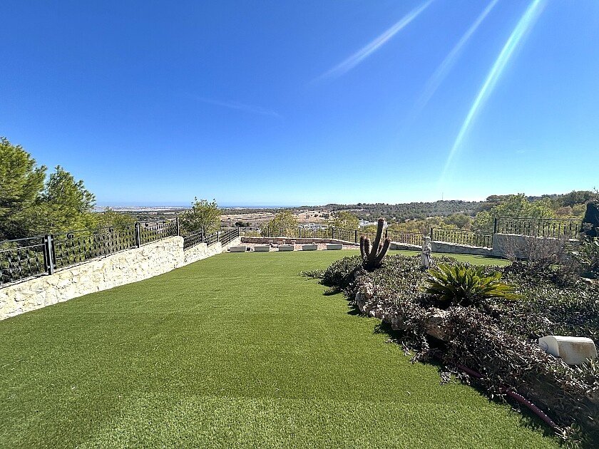 Villa i San Miguel de Salinas, Alicante, Spanien 4 sovrum, 160 kvm. Nr. 111283