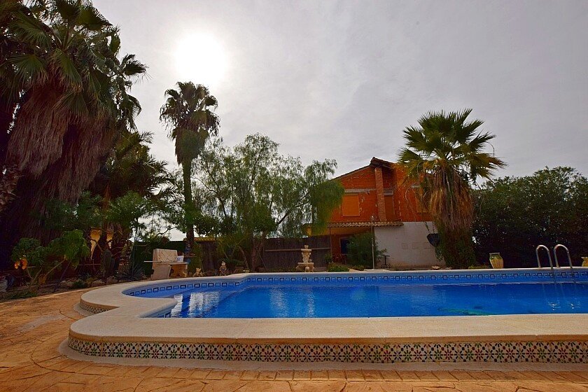 Hus i Dolores, Alicante, Spanien 3 sovrum, 200 kvm. Nr. 111280