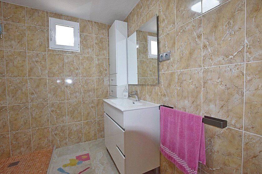 Hus i Dolores, Alicante, Spanien 3 sovrum, 200 kvm. Nr. 111280