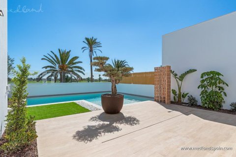 Villa en venta Los Alcázares, Murcia, España 3 dormitorios, 220 m2 No. 108592 - foto 2