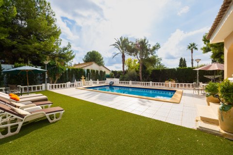 Villa till salu Alicante, Spanien 5 sovrum, 352 kvm. Nr. 112302 - foto 22