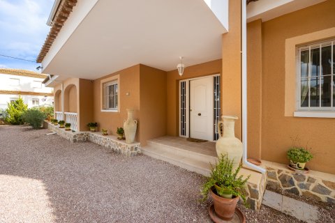 Villa till salu Alicante, Spanien 5 sovrum, 352 kvm. Nr. 112302 - foto 4
