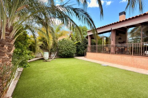 Продажа виллы Мутксамель, Аликанте, Испания 6 спален, 450м2 №117771 - фото 4