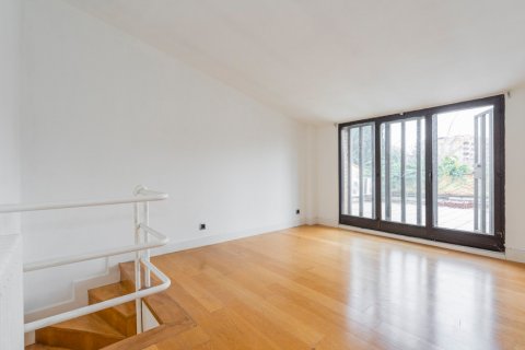 House for sale Madrid, Spain 4 bedrooms, 287 sq.m. No. 107897 - photo 22