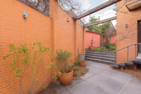 House for sale Madrid, Spain 4 bedrooms, 287 sq.m. No. 107897 - photo 2