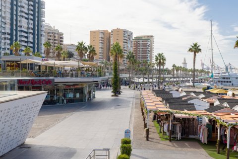 Dzīvoklis pārdošanā Malaga, Spānijā 2 istabas, 75 m2 Nr. 107080 - attēls 3
