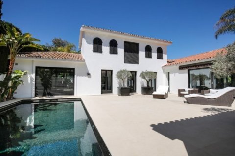 House à vendre Marbella, Malaga, Espagne, 4 chambres, 238 m2 No. 22499 - photo 1