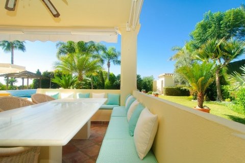 House à vendre Marbella, Malaga, Espagne, 3 chambres, 400 m2 No. 22414 - photo 5