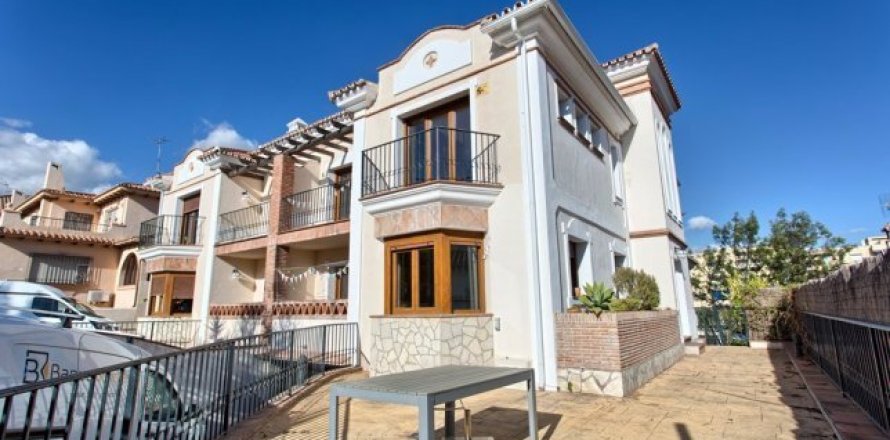 House Marbella, Malaga, Spain 5 bedrooms, 579 sq.m. No. 22497