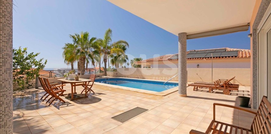 Villa in Callao Salvaje, Tenerife, Spanien 4 Schlafzimmer, 420 m2 Nr. 103056