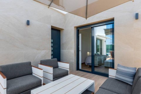 Продажа виллы в Сьюдад Кесада, Аликанте, Испания 3 спальни, 170м2 №101510 - фото 29