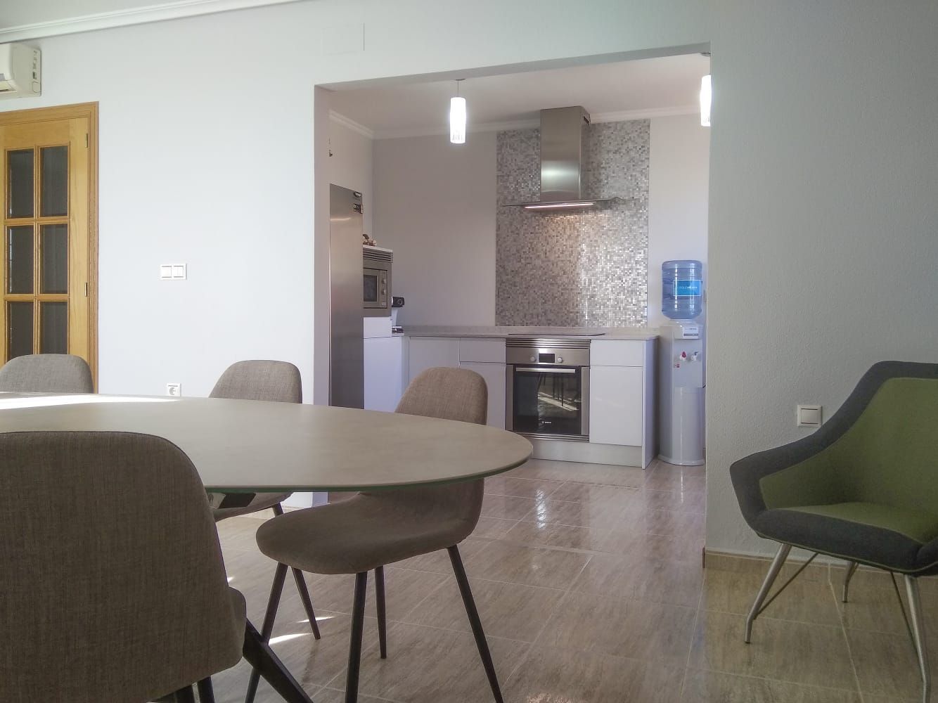 Casa a Finestrat, Alicante, Spagna 4 camere da letto, 340 mq. N° 95804
