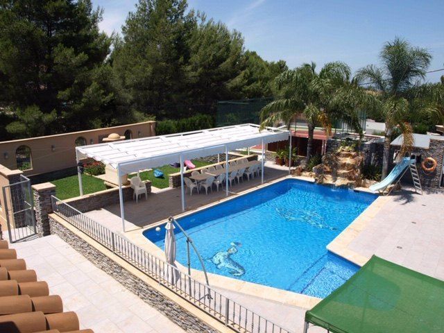 Finca i Denia, Alicante, Spanien 8 sovrum, 440 kvm. Nr. 95805