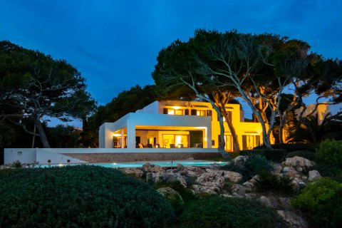 Villa for sale Cala D'or, Mallorca, Spain 7 bedrooms, 534 sq.m. No. 113490 - photo 1