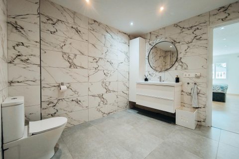 Продажа виллы в Лос Балконес, Аликанте, Испания 5 спален, 220м2 №117099 - фото 25