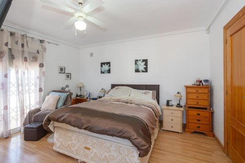 Продажа виллы в Лос Балконес, Аликанте, Испания 3 спальни, 340м2 №117092 - фото 13