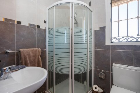 Продажа виллы в Лос Балконес, Аликанте, Испания 3 спальни, 340м2 №117092 - фото 15