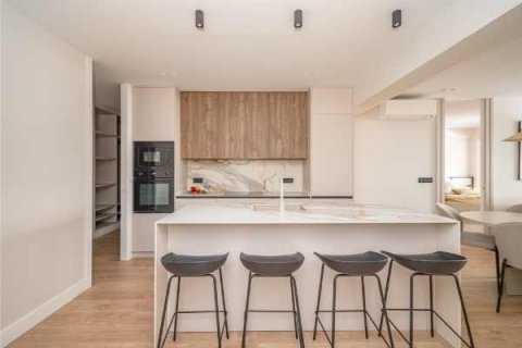 Wohnung zum Verkauf Madrid, Spanien 2 Schlafzimmer, 135 m2 Nr. 109226 - Foto 4